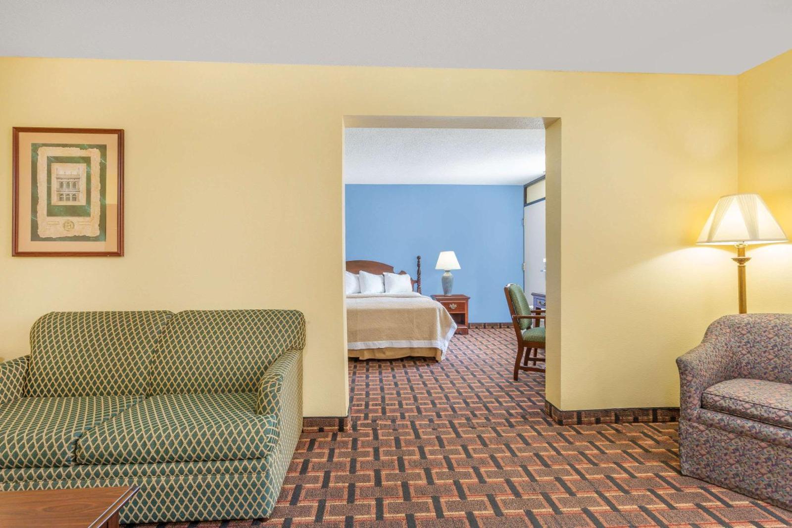Days Inn by Wyndham Mocksville Main image 2